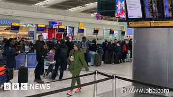 Heathrow cancels flights as wind hits festive travel