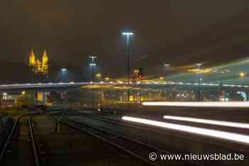 Dakloze dronken man verliest 42.000 euro in Duits treinstation