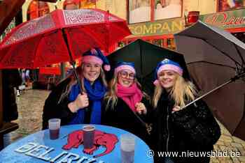 Regen en aanslag in Duitsland houden bezoekers niet weg: gezellige drukte in het laatste weekend voor kerst