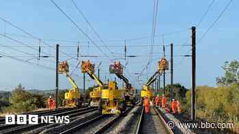 'Severe' disruption to Christmas train services