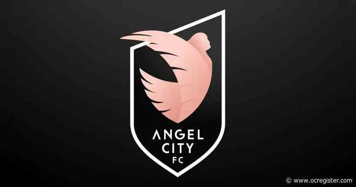 Angel City FC signs Macey Hodge, the SEC Midfielder of the Year