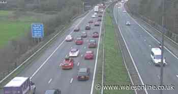 Traffic bedlam in Wales' towns and cities as last minute shoppers flood the streets