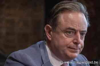 LIVE POLITIEK. Bart De Wever last pauze in rond kerst