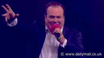 Barryoke at Ally Pally! EastEnders icon Shaun Williamson delights fans by SINGING on stage at World Darts Championship