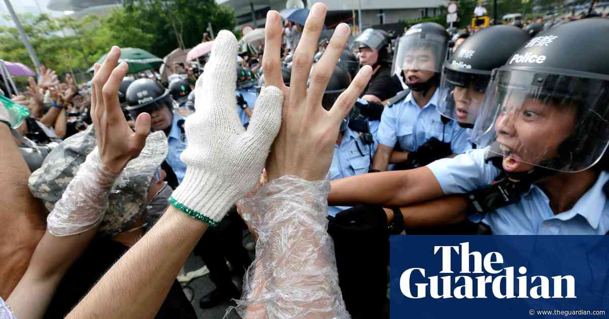 Hong Kong police issue bounties for six more overseas activists