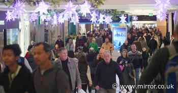 Peak Christmas high street footfall down 5.3% compared with last year, figures show