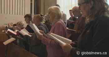 ‘It just lifts me up’: Winnipeg church choir still around after 70 years