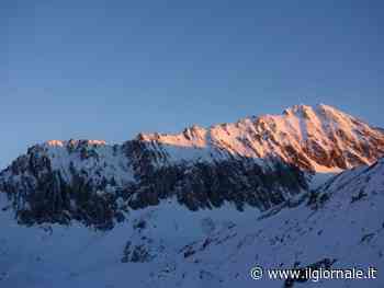 Gran Sasso, sospese le ricerche degli alpinisti: soccorritori rientrati dopo 2 giorni