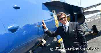 Tom Cruise Awarded Medal by US Navy - Is This Well-Earned or Idiotic?