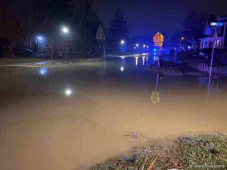 Crews work to fix water main break on Hanna Street near Weisser Park.