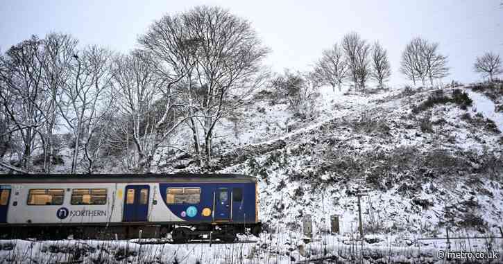 Map shows where snow will fall in the UK over New Year’s Eve