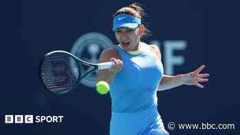 Injured Halep withdraws from Australian Open