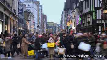 Fresh blow to High Street as number of Boxing Day sale shoppers tumbled by nearly 10 per cent