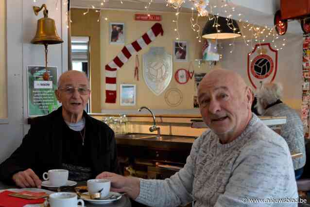 Schotenaar Roger Van Gool (74) won titels in België en Duitsland, maar wordt nauwelijks herkend: “Toch niet als voetballer, soms wel als Phil Collins”