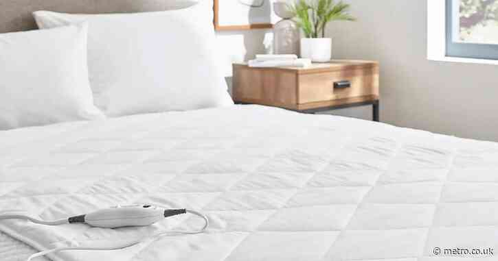 ‘Affordable warmth’ – shoppers rave about ‘best electric blanket’ that costs from 1p to run