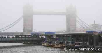 Ryanair issues warning for all flights as 'dense fog' blankets UK