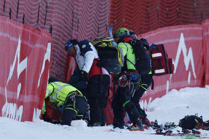 Sarrazin among 2 skiers injured in downhill training in Italy on the slope for 2026 Olympics