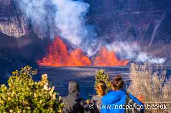 Visitors warned after toddler nearly runs off 400-foot cliff near Hawaii volcano