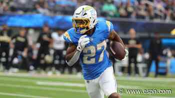 Playoff-chasing Chargers activate Dobbins (knee)