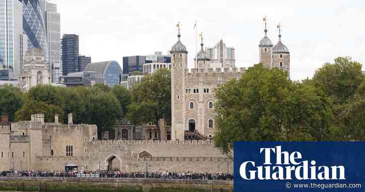 ‘Illegally smuggled’ cannon at Tower of London subject of dispute with Ireland