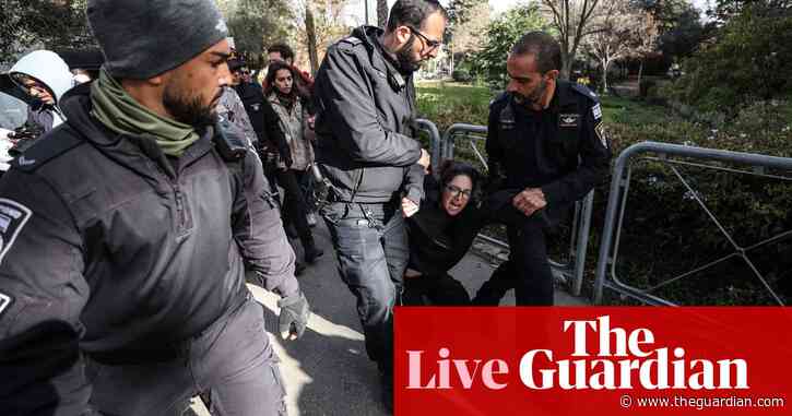 Demonstrators arrested outside Netanyahu’s Jerusalem home – Middle East crisis live