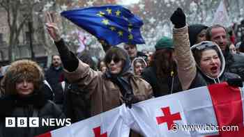 Thousands protest in Georgia ahead of political showdown