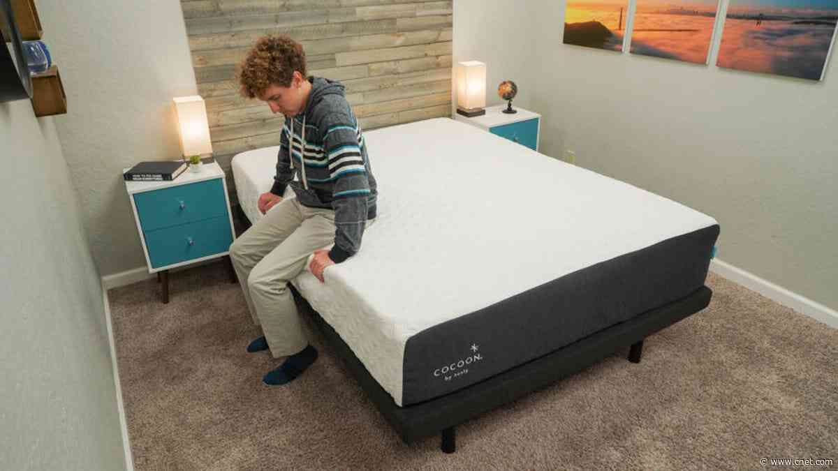 Cocoon Chill Hybrid Mattress Review 2024: Chilling Out on Sealy's Supportive Online Bed