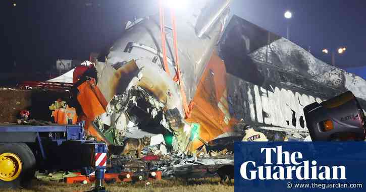 South Korea in mourning after plane crash kills all but two onboard