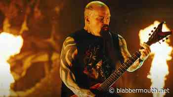 KERRY KING Names His Top Five Guitar Players Of All Time