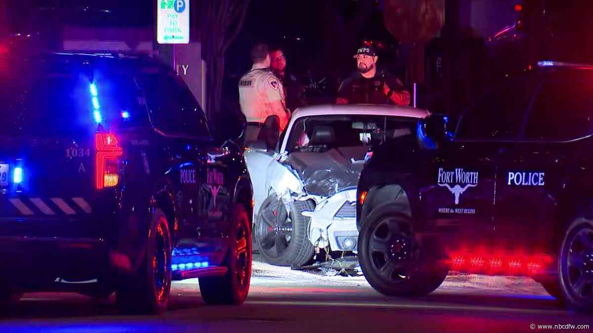 Parker County pursuit ends in crash in downtown Fort Worth