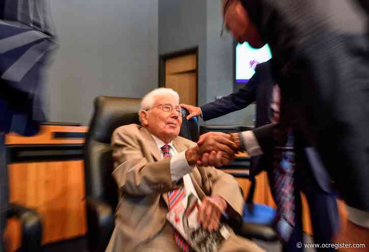 Anaheim post office named after World War II Veteran Dr. William Kott