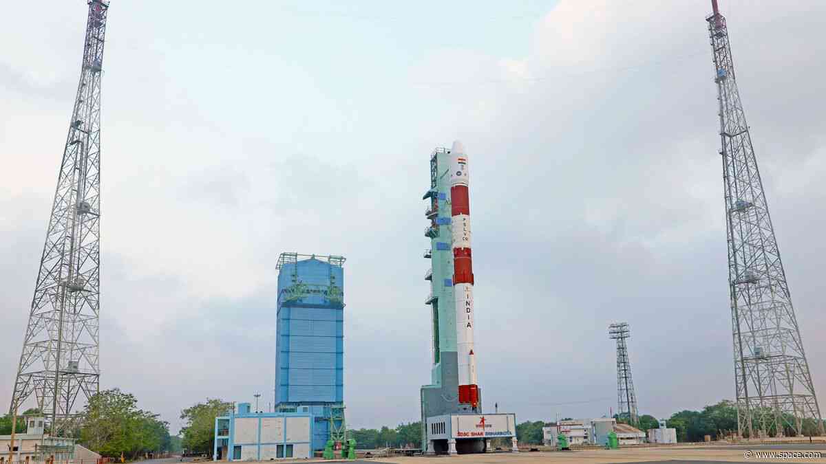 Watch India launch 2 satellites on a space docking test flight today (video)