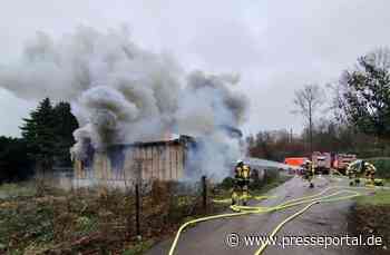 FW-E: Brand eines leerstehenden Gebäudes - langwieriger Einsatz für die Feuerwehr