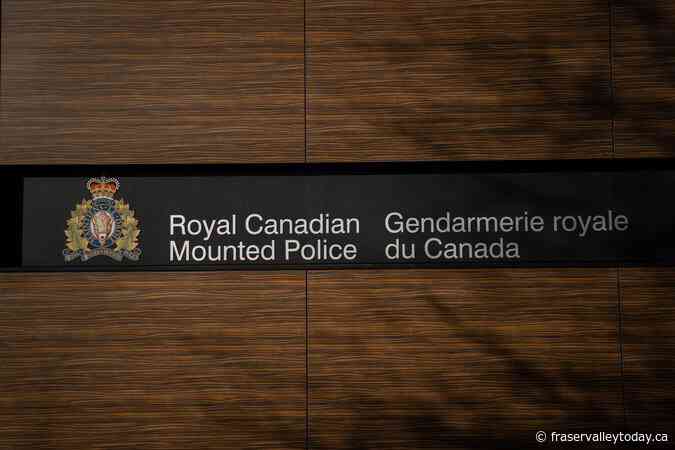 B.C. police watchdog looks into injury of man arrested for urinating on RCMP station