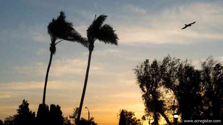 Santa Ana winds raise fire danger in LA-area mountain areas