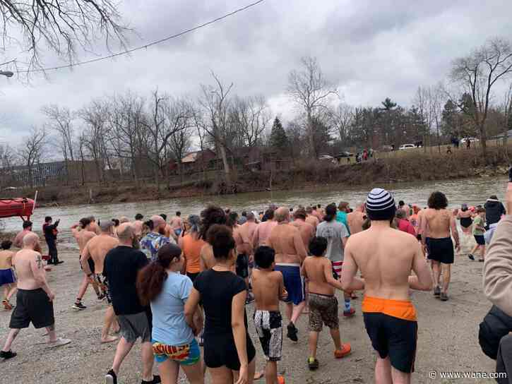 Polar Bear Club Swimmers plunge into 2025