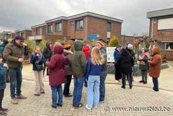 Bewoners Jan Frans Boeckstuynstraat klinken op 2025 tijdens traditionele nieuwjaarsreceptie