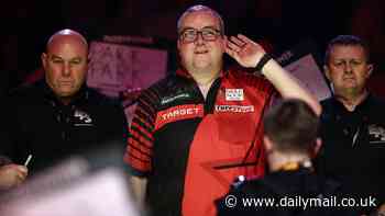 Meet Luke Littler's next opponent Stephen Bunting: World Darts Championship crowd-favourite has a cartoon lookalike and a mini-me son... and fans can't believe he is the same age as Cristiano Ronaldo!