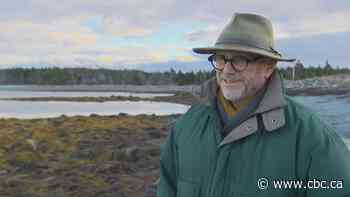 Volunteers monitor Nova Scotia beaches for climate science