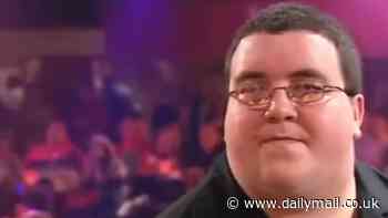 Darts fans can't believe how old Luke Littler's opponent Stephen Bunting, 39, is in this throwback snap