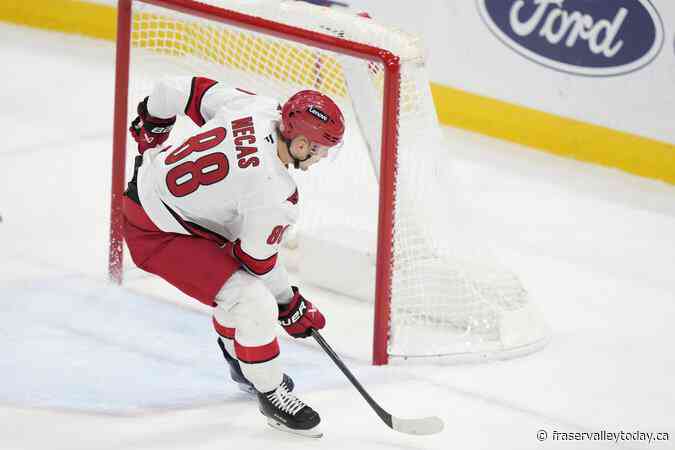 Kochetkov, Slavin power Hurricanes to 3-1 victory over Panthers