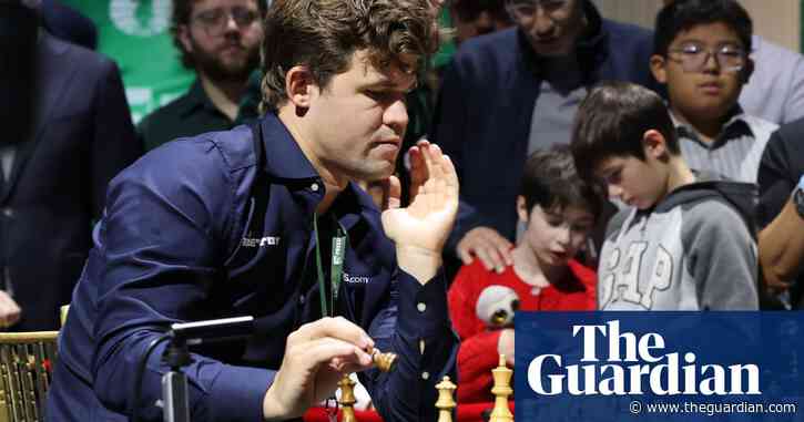 Chess: jeans-clad Carlsen defies critics to share Blitz with Nepomniachtchi