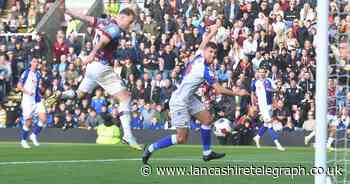 Burnley re-sign Blackburn Rovers' arch nemesis before East Lancs derby