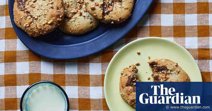 Philip Khoury’s recipe for hazelnut and toasted vanilla bueno cookies | The sweet spot