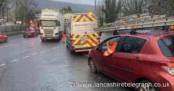 RECAP: Updates as road closed in Ramsbottom due to broken down lorry