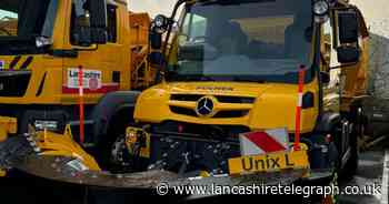 Lancashire gritting crews prepare for snow this weekend