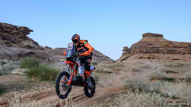 Tomás de Gavardo tuvo un duro inicio con una caída en el prólogo del Rally Dakar 2025