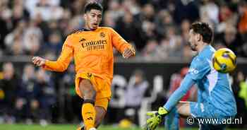 Real Madrid wint na gemiste penalty, afgekeurde goal en rode kaart toch nog bij Valencia