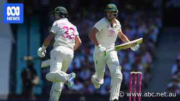 Live: Aussie top order blown away in explosive start to day two at SCG