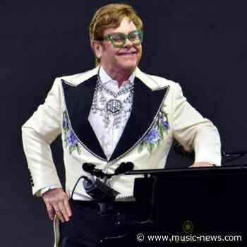 'Chappell was a little overwhelmed with her sudden success...' Elton John shares his support for Chappell Roan